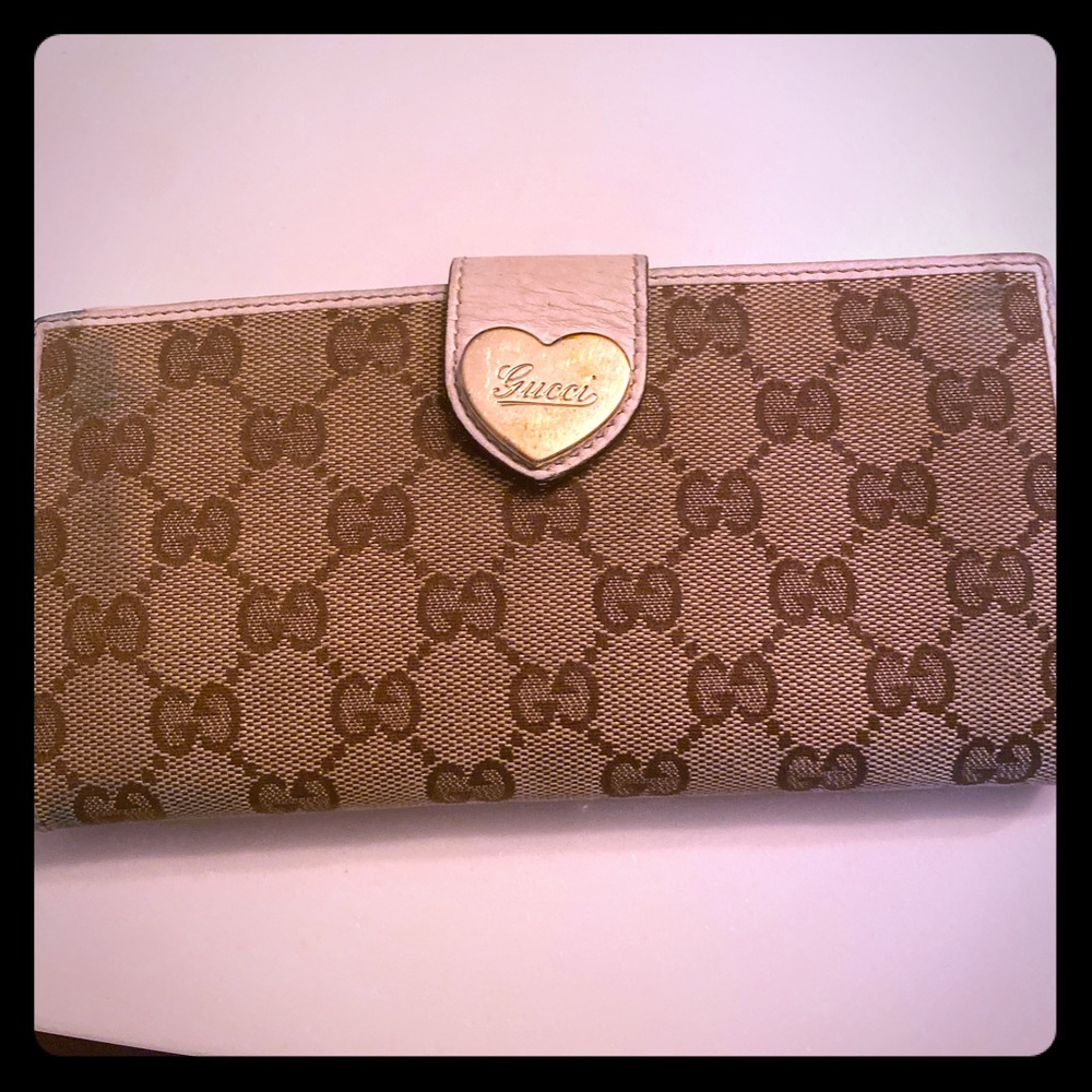 Gucci wallet
